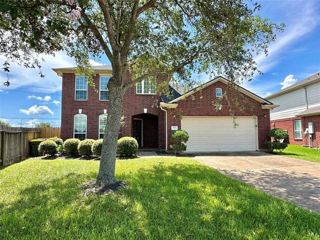 $380,000 | 3026 Ripple Bend Court | Pearland