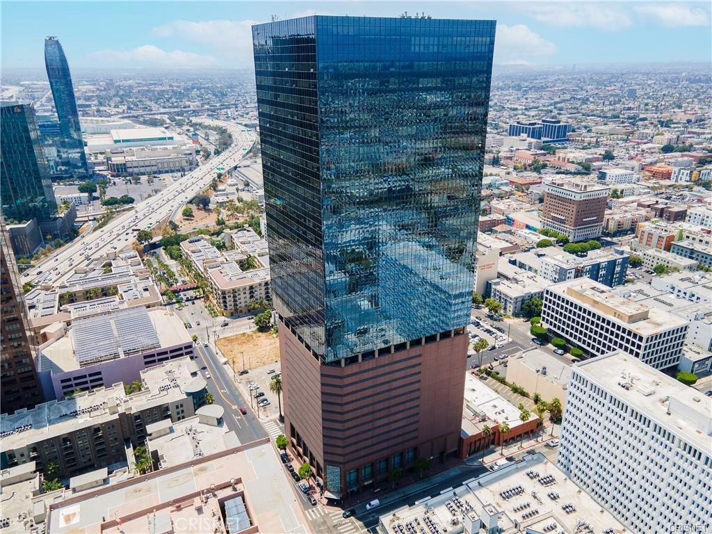 1100 Wilshire Boulevard, Unit 1701, Los Angeles, CA 90017 | Compass