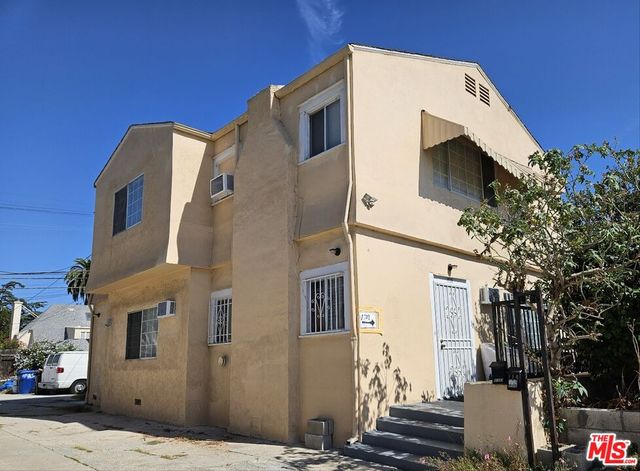 $1,780,000 | 1709 Crenshaw Boulevard | Mid-City