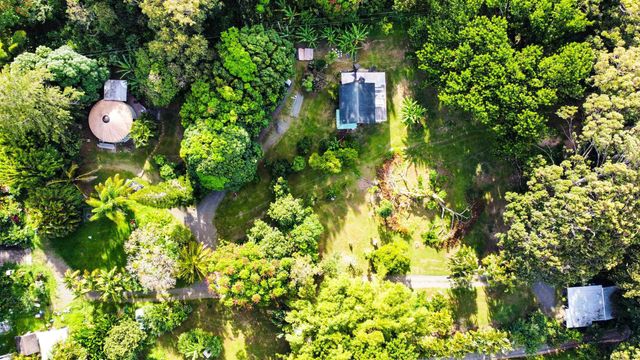 $1,595,000 | 585 Kaupakalua Road | Ulumalu