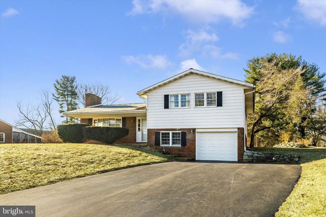 $285,000 | 19119 Woodhaven Drive | Fountainhead-Orchard Hills