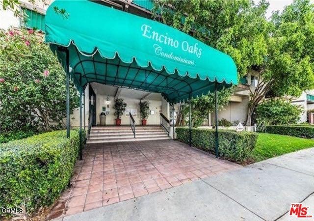 $299,900 | 5460 White Oak Avenue, Unit J203 | Encino