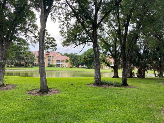 $1,800 | 2485 Northwest 33rd Street, Unit 1603 | Sail Boat Lake Pointe