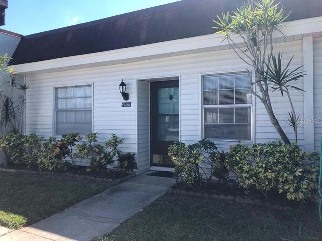 $2,200 | 13916 Mission Oaks Boulevard