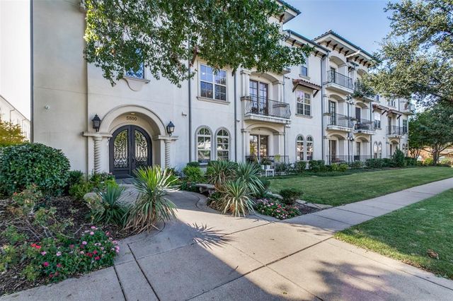 $419,900 | 5808 McCommas Boulevard, Unit A204 | Lower Greenville