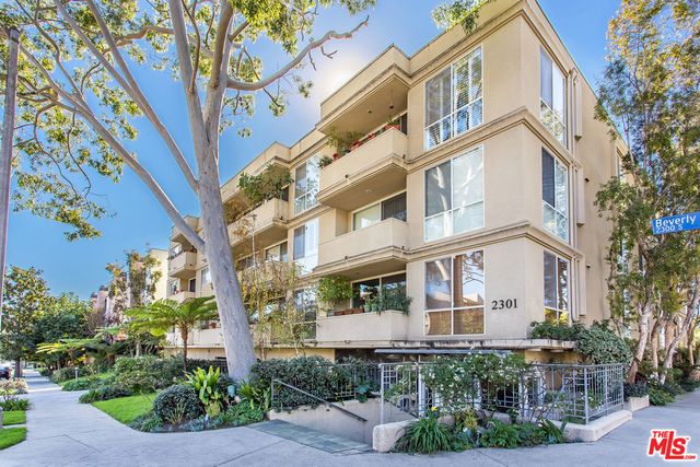 $699,000 | 2301 South Beverly Glen Boulevard, Unit 104 | Westwood