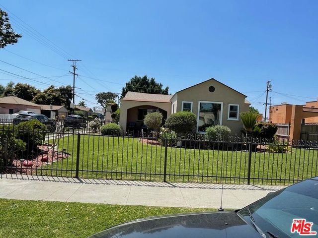 $768,000 | 621 South Burris Avenue | Southeast Compton