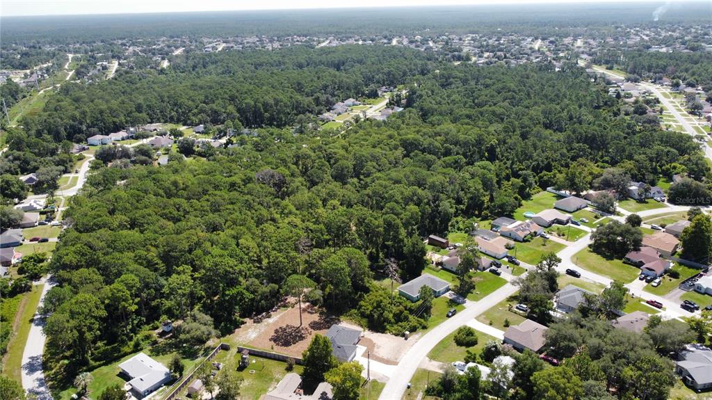 an aerial view of multiple house