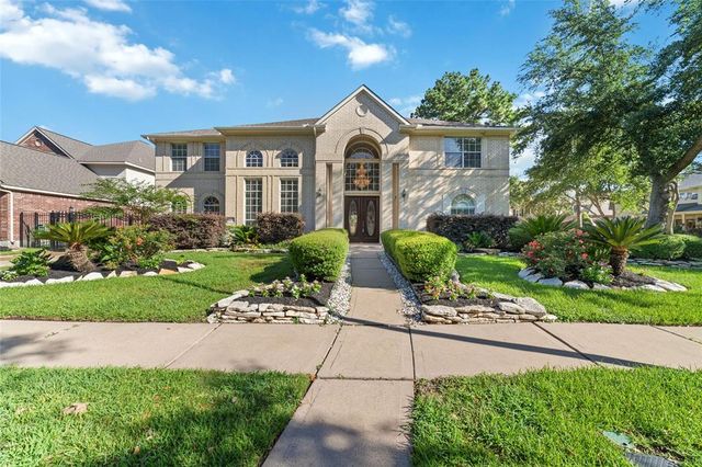 $649,000 | 16602 Blue Vista Drive | Stone Gate