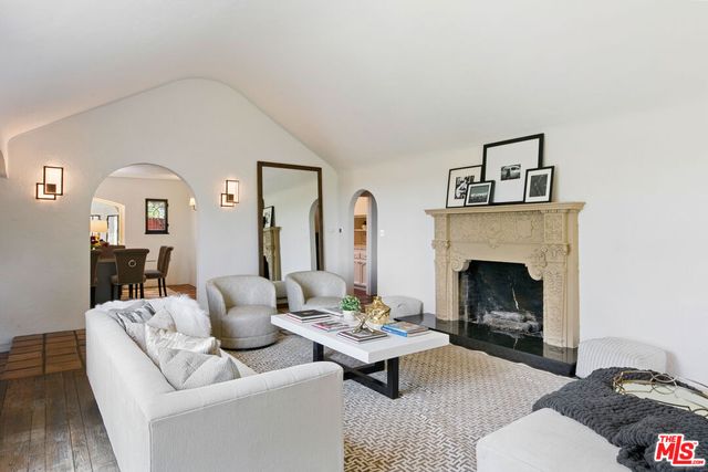 $1,499,000 | 2024 Taft Avenue | Los Feliz