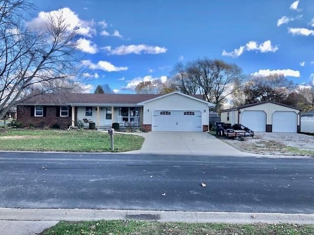 $249,000 | 1002 North Martin Street | Effingham