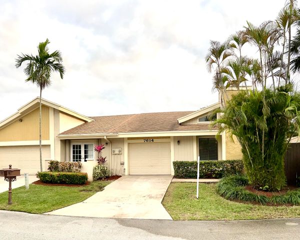 $3,395 | 7614 Sierra Terrace West | Boca del Mar