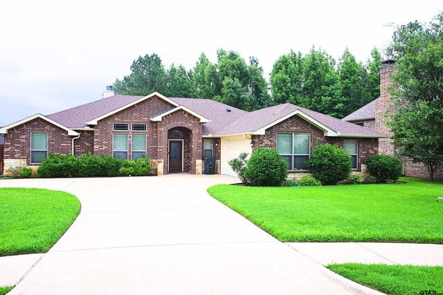 $415,000 | 6642 Lacebark Circle | Southwest Tyler