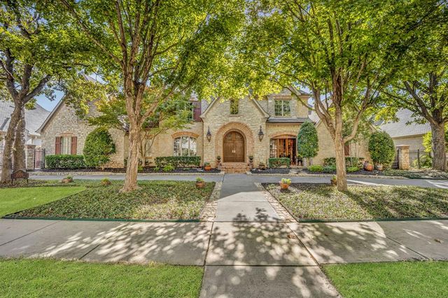 $2,000,000 | 2305 Carlisle Avenue | South Central Colleyville