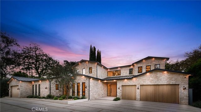 $16,995,000 | 17321 Rancho Street | Encino