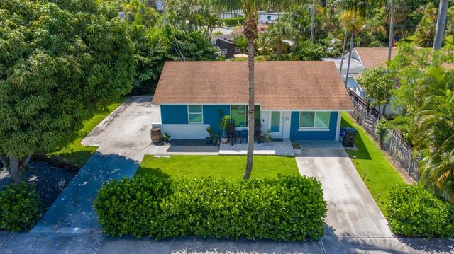 $649,000 | 1910 Dock Street | Pineapple Park