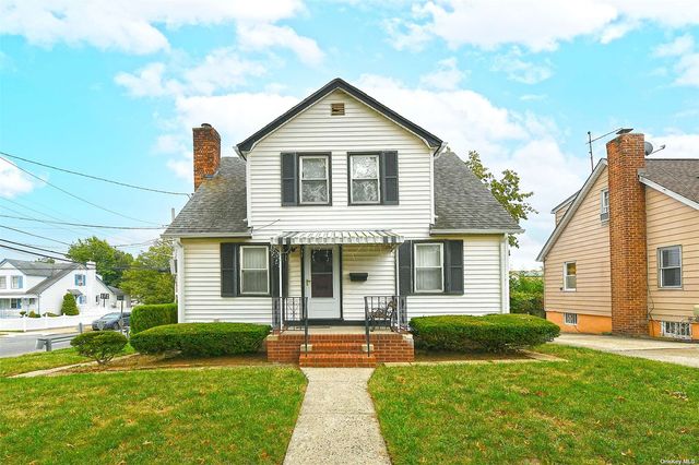 $599,000 | 227 Kirkman Avenue | Elmont