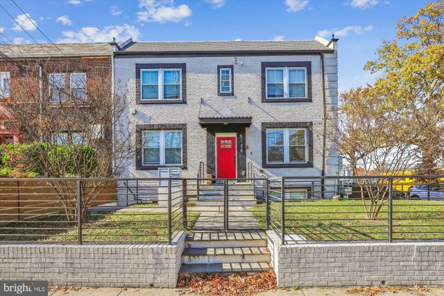 $425,000 | 200 Hamilton Street Northwest, Unit 2 | Petworth