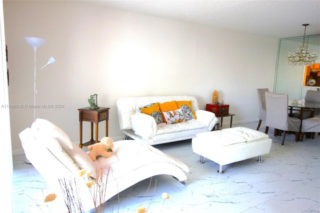 $204,000 | 1100 Colony Point Circle, Unit 208 | Pembroke Lakes