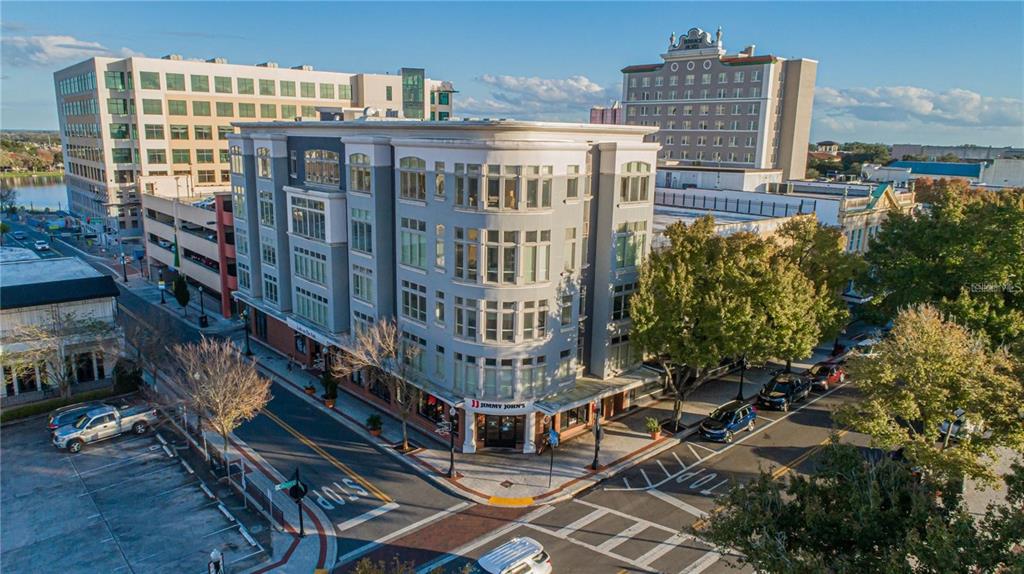 a view of a buildings with a outdoor space