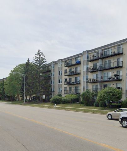 $275,000 | 8600 Waukegan Road, Unit 505E | Morton Grove