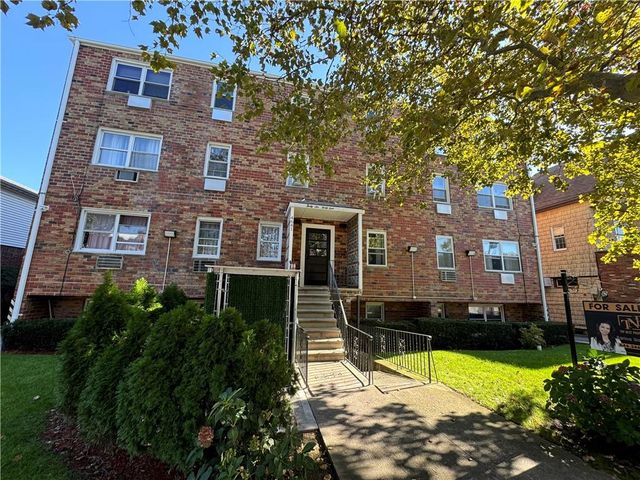 $425,000 | 4641 Bedford Avenue, Unit 3L | Sheepshead Bay