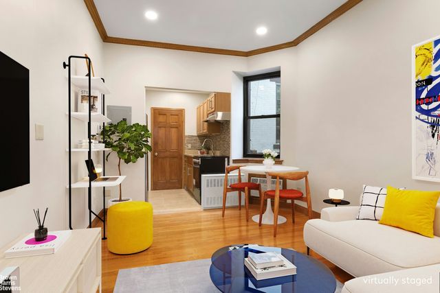 $3,500 | 121 East 10th Street, Unit 2B | East Village