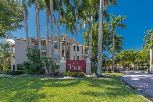 $1,800 | 1760 Palm Cove Boulevard, Unit 306 | Delray Beach