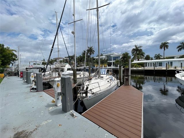 $1,000 | 90 Isle Of Venice Drive | Hendricks and Venice Isles