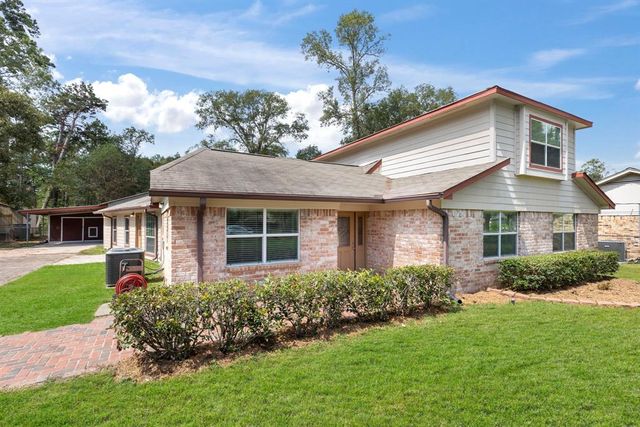 $385,000 | 20596 Lakeside Drive | Porter Heights