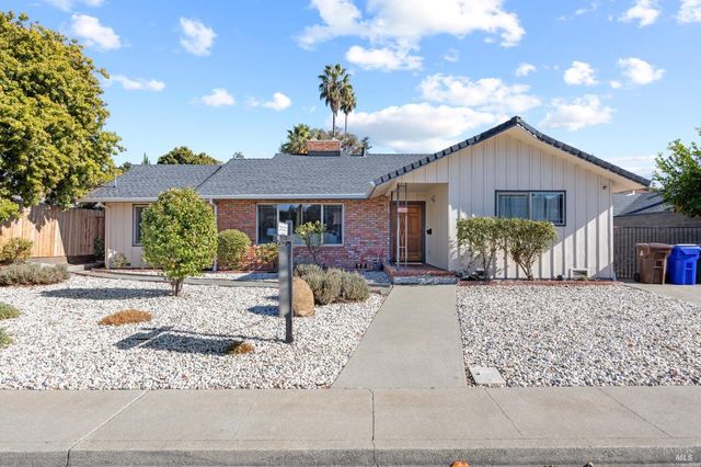 $749,000 | 807 Vaqueros Avenue | Rodeo