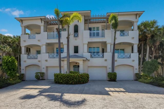 $2,950,000 | 733 South Harbor Drive, Unit 1 | Boca Grande