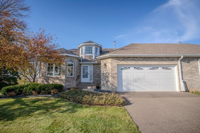 $515,000 | 3605 Black Oaks Lane North | Plymouth