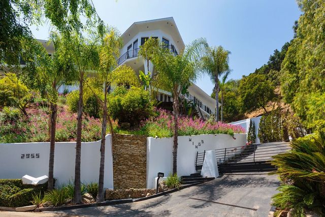 $40,000 | 2955 Passmore Drive | Sunset Strip-Hollywood Hills West