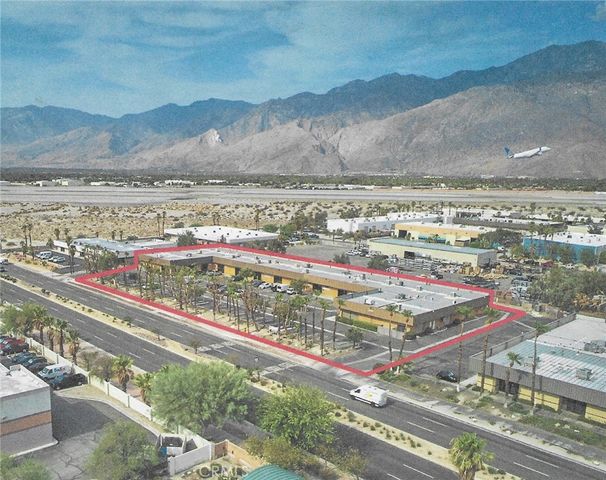 $2,027 | 1243 North Gene Autry Trail, Unit 101 | Central Palm Springs