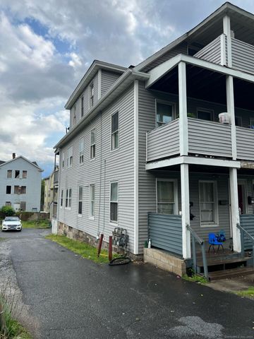 $1,300 | 386 Walnut Street | W.O.W