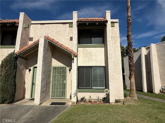 $320,000 | 94 Lakeview Circle | North Cathedral City