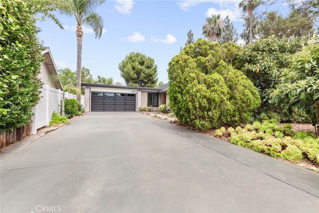 $1,050,000 | 23812 Pesaro | North Laguna Hills