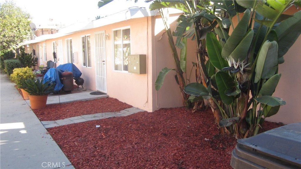 View of front of units in courtyard