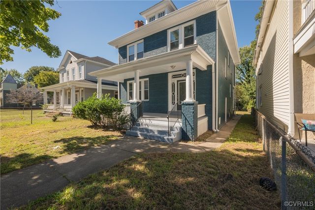 $425,000 | 2304 3rd Avenue | Chestnut Hill