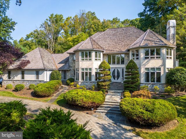 $2,055,000 | 46 Sleepy Hollow Drive | Newtown Township - Delaware County