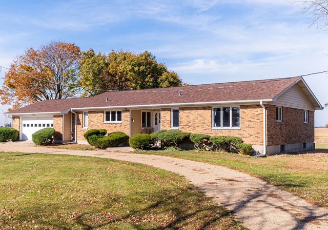 $585,000 | 4S516 Florence Road | Big Rock Township - Kane County