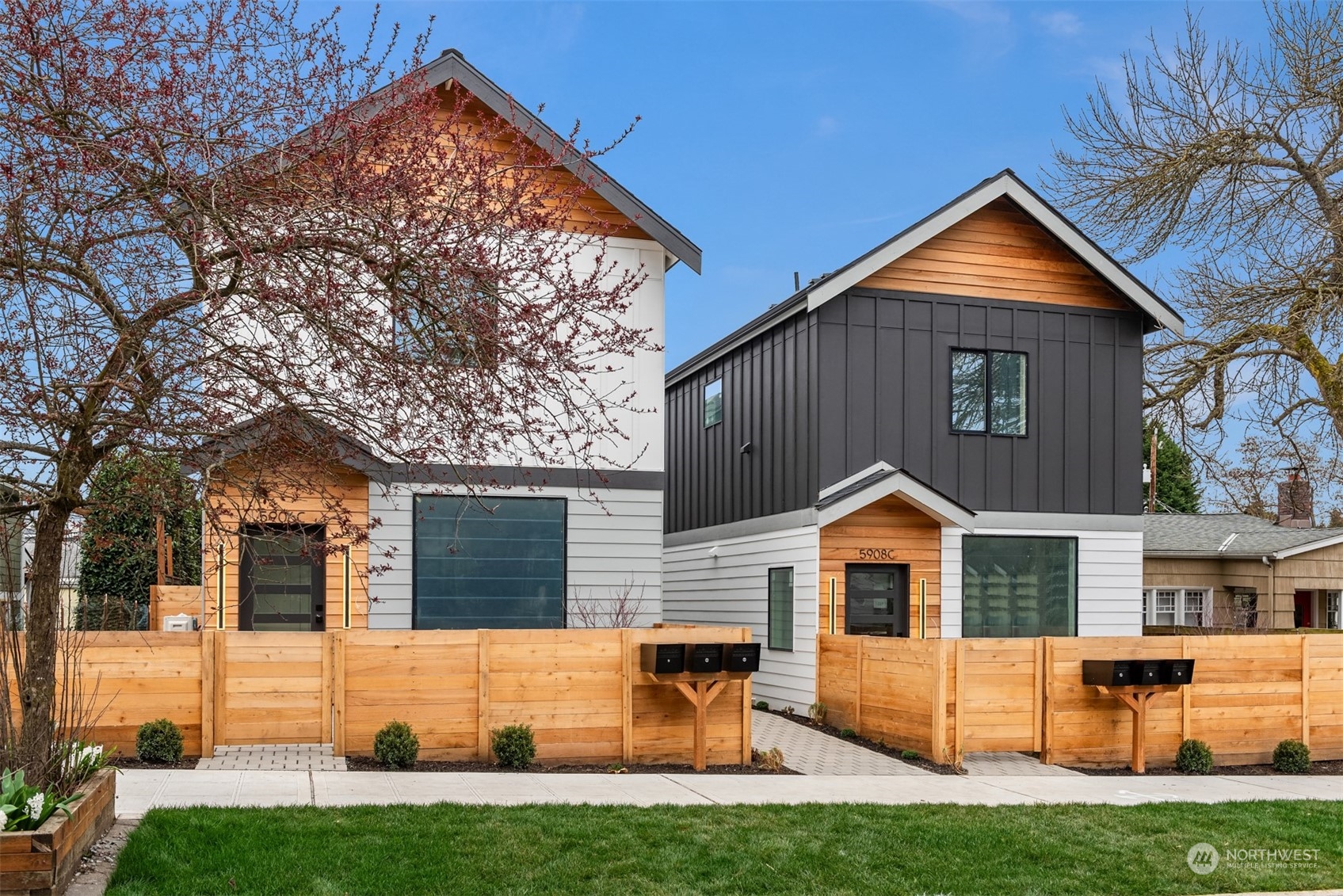 a front view of house with yard