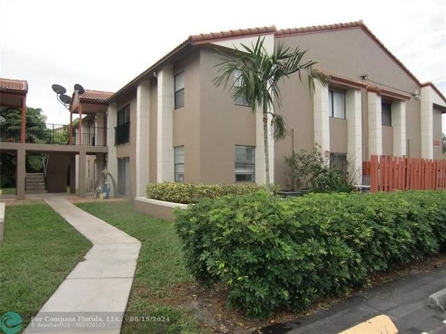 $250,000 | 3151 Coral Ridge Drive, Unit 3151 | Country Club