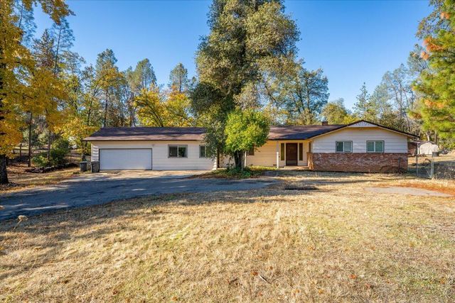 $475,000 | 18142 Ranchera Road | Shasta Lake