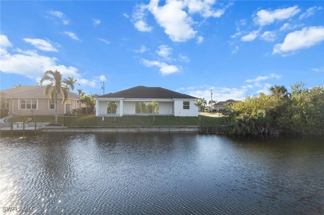 $500,000 | 1427 Northwest 25th Place | Cape Coral