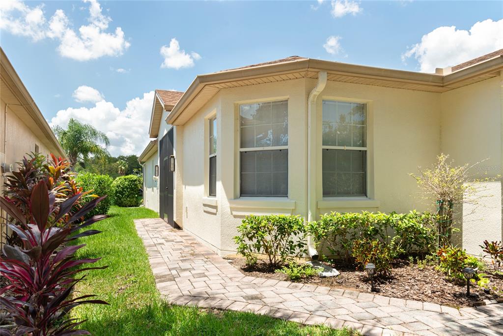 a front view of house with yard