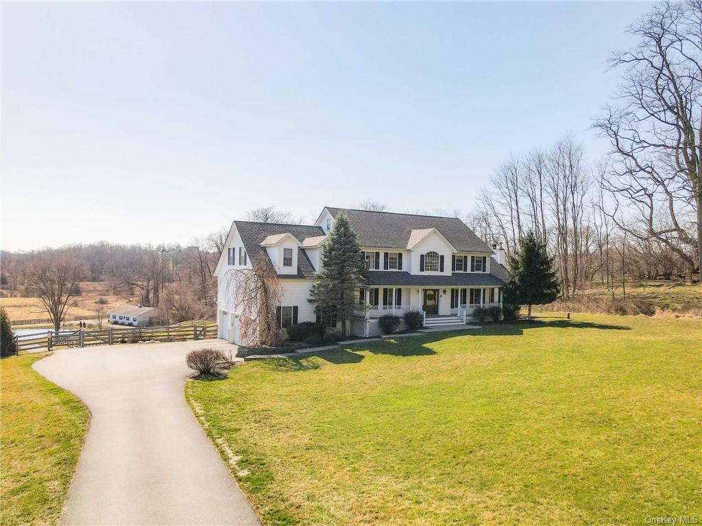 Driveway approach to 3 car garage