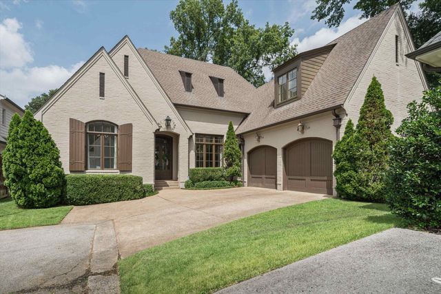 $785,000 | 4254 Boxwood Green Lane | Village