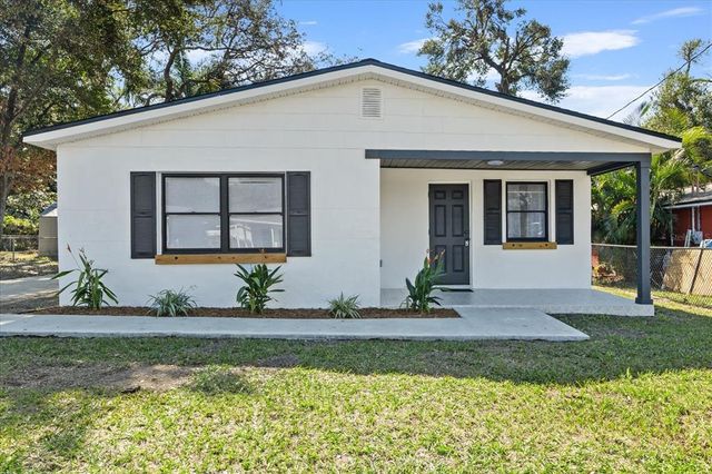 $339,900 | 803 East Castle N Court | North Tampa